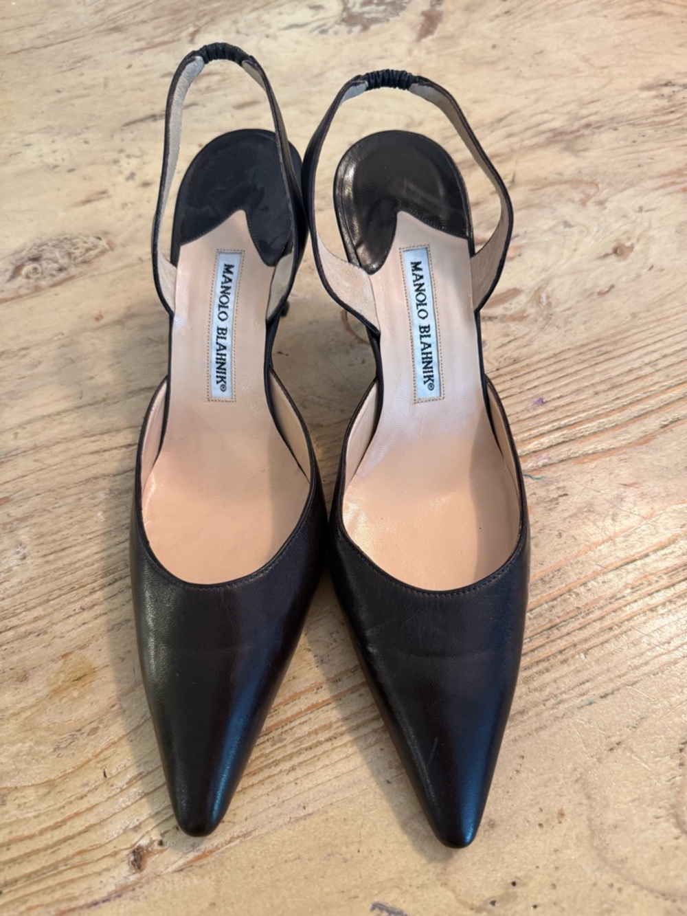 Manolo Blahnik Black Pointed Leather Slingback Pumps